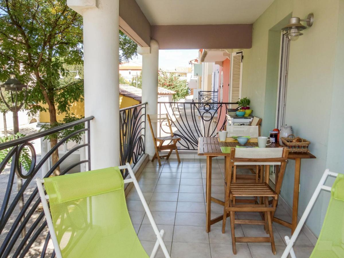 Apartment Le Madrilene By Interhome Saint-Cyr-sur-Mer Luaran gambar