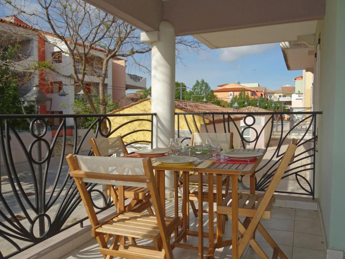 Apartment Le Madrilene By Interhome Saint-Cyr-sur-Mer Luaran gambar